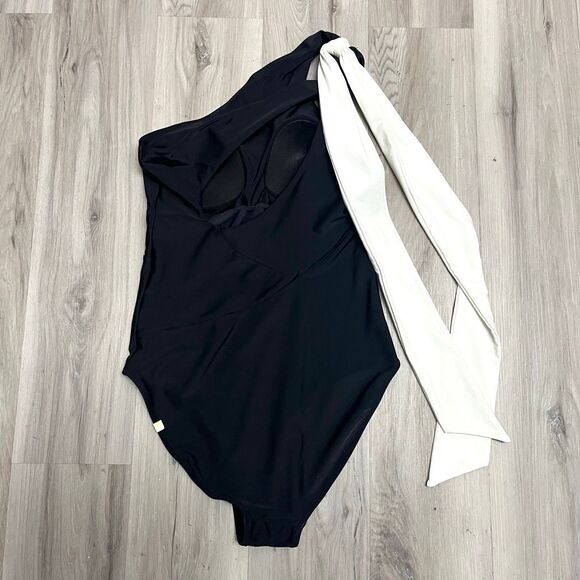 SummerSalt Swimsuit Women’s 6 Black The Bow-Shoulder Ruched Sidestroke One Piece - Picture 4 of 4